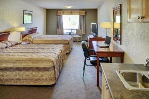 Hotel Lakeview & - Nelson Fort Nelson
