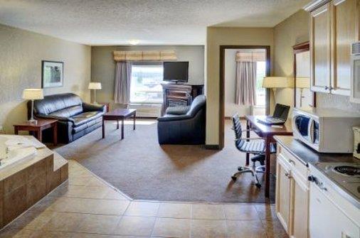 Lakeview & - Nelson Hotel Fort Nelson